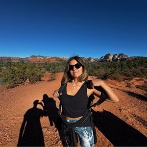 Meet your Posher, Mica